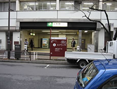 ④上野駅 入谷口